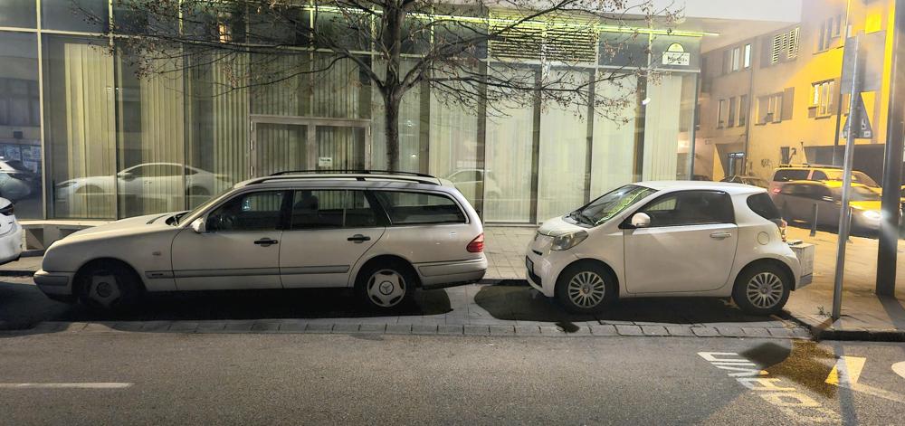 Parkolási dij kedvezményt a kicsi autóknak is